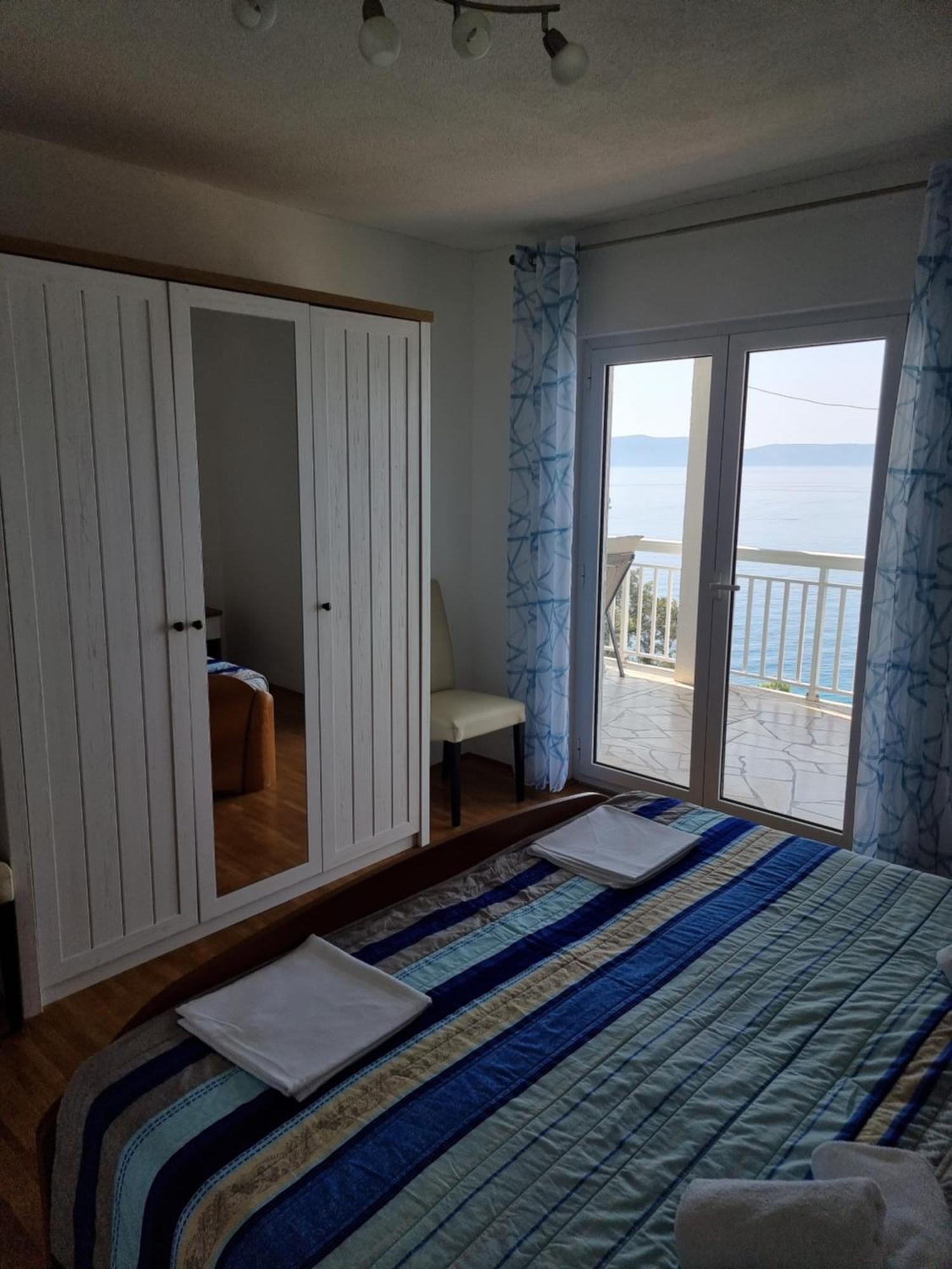 Apartmani Anda Živogošće Стая снимка